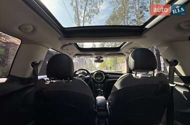 Хетчбек MINI Hatch 2016 в 