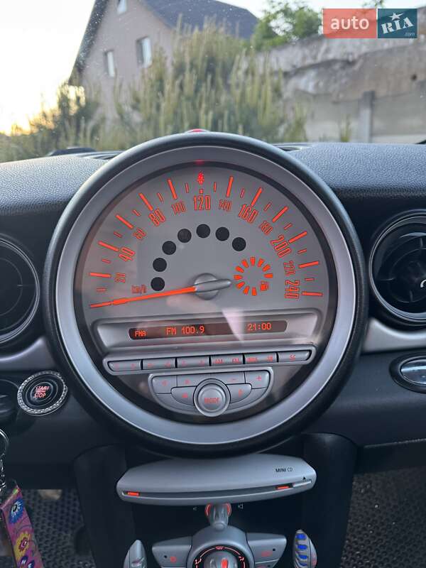 Хэтчбек MINI Hatch 2008 в Луцке