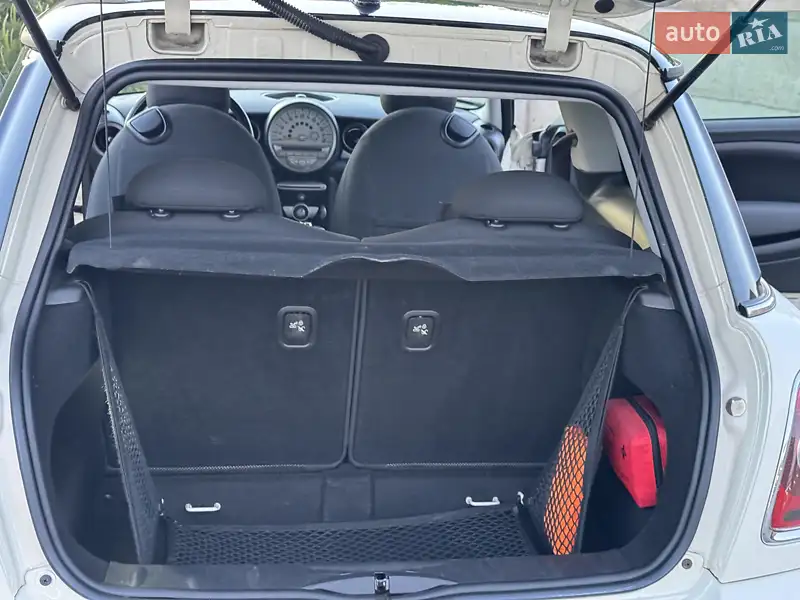 Хэтчбек MINI Hatch 2008 в 