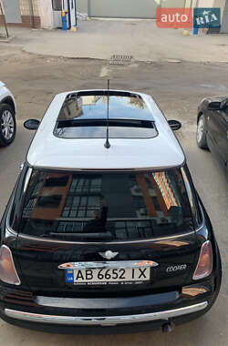 Хэтчбек MINI Hatch 2002 в 