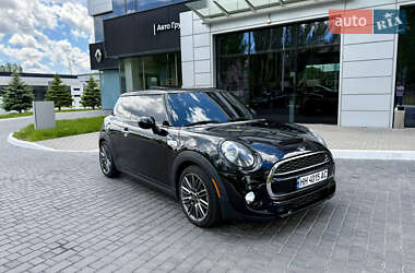 Хетчбек MINI Hatch 2019 в 