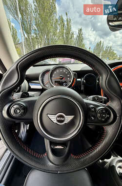 Хетчбек MINI Hatch 2019 в 