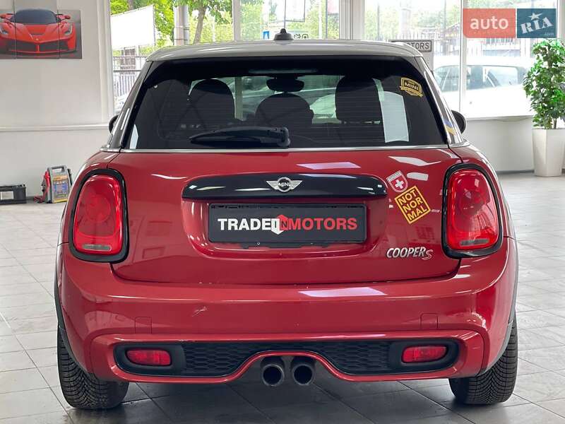 Хетчбек MINI Hatch 2015 в Києві
