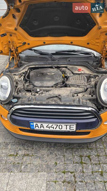 Хэтчбек MINI Hatch 2017 в Киеве