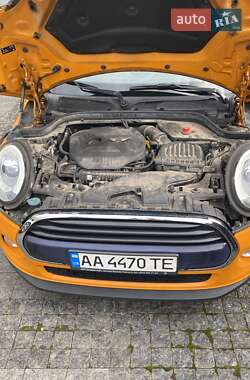 Хэтчбек MINI Hatch 2017 в 