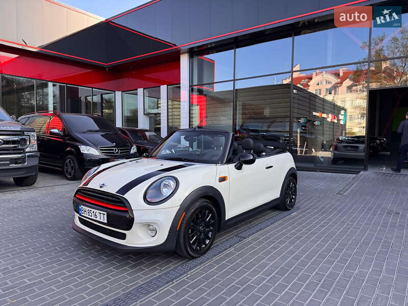 Хэтчбек MINI Hatch 2018 в Одессе