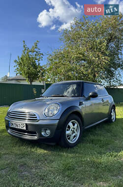 Хэтчбек MINI Hatch 2010 в 