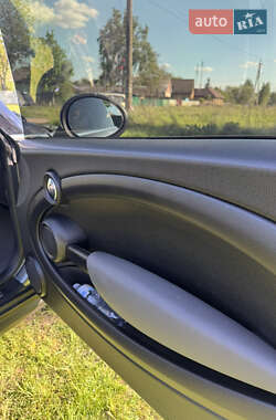 Хэтчбек MINI Hatch 2010 в 