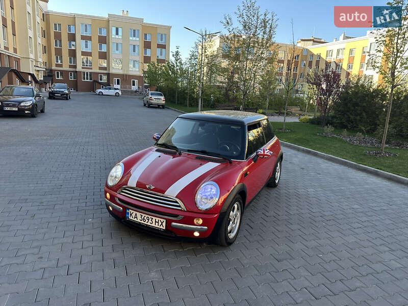 Хэтчбек MINI Hatch 2003 в 