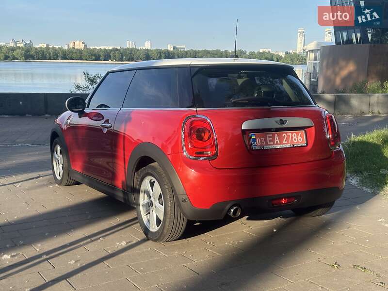 Хетчбек MINI Hatch 2015 в Києві