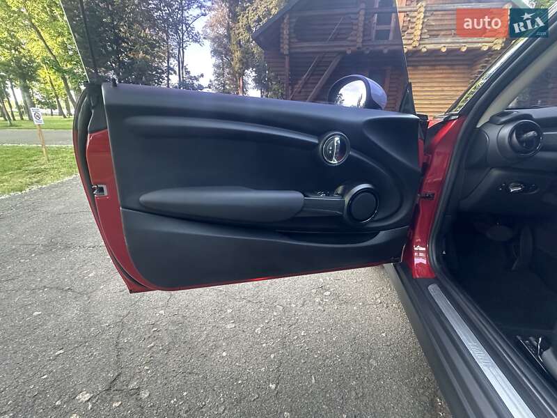 Хетчбек MINI Hatch 2015 в Києві