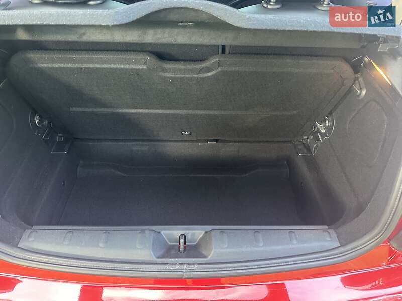 Хетчбек MINI Hatch 2015 в Києві