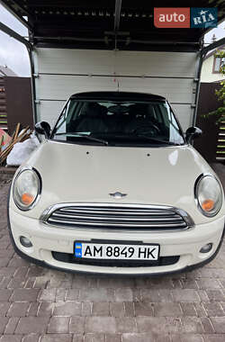 Хэтчбек MINI Hatch 2010 в Житомире