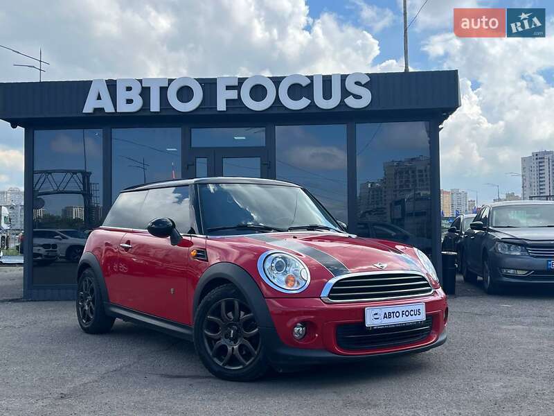 Хетчбек MINI Hatch 2013 в 