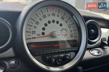 Хетчбек MINI Hatch 2013 в 