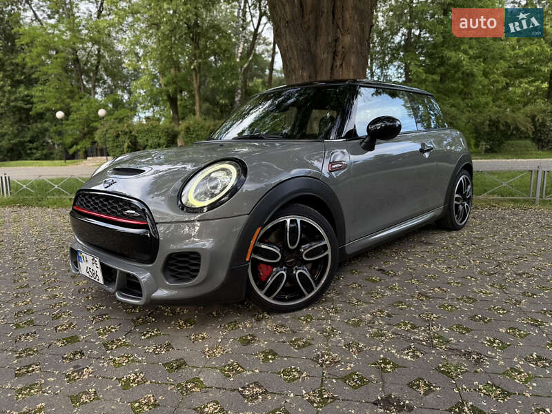 Хэтчбек MINI Hatch 2018 в Киеве фото 5 Хэтчбек MINI Hatch 2018 в Киеве