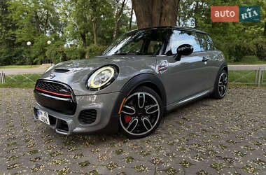 Хетчбек MINI Hatch 2018 в 