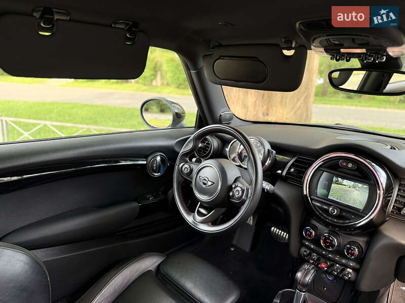 Хэтчбек MINI Hatch 2018 в Киеве фото 27 Хэтчбек MINI Hatch 2018 в Киеве