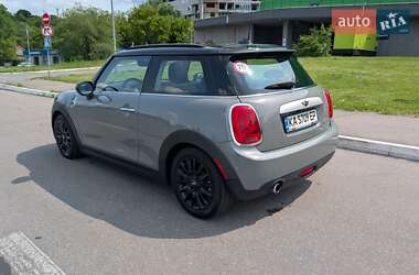 Хетчбек MINI Hatch 2015 в 