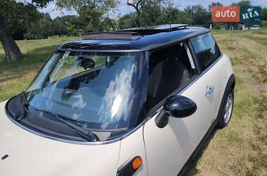 Хетчбек MINI Hatch 2008 в 