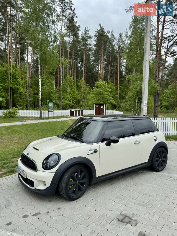 Хетчбек MINI Hatch 2010 в Києві
