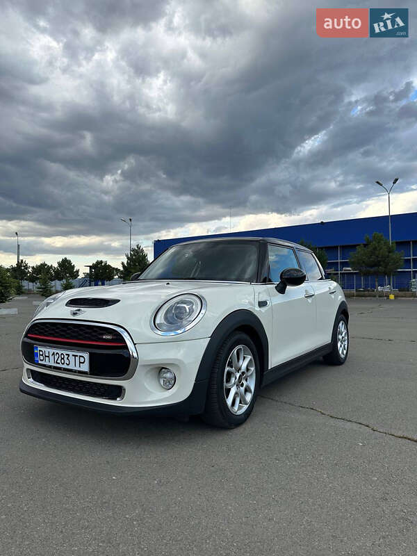 Хэтчбек MINI Hatch 2015 в Одессе фото 6 Хэтчбек MINI Hatch 2015 в Одессе