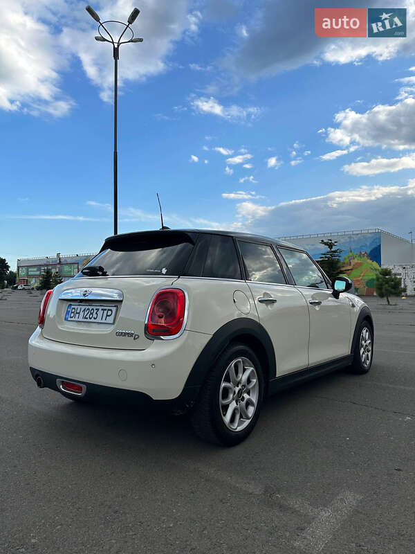 Хэтчбек MINI Hatch 2015 в Одессе фото 14 Хэтчбек MINI Hatch 2015 в Одессе