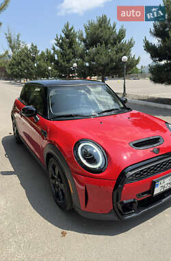 Хэтчбек MINI Hatch 2023 в 