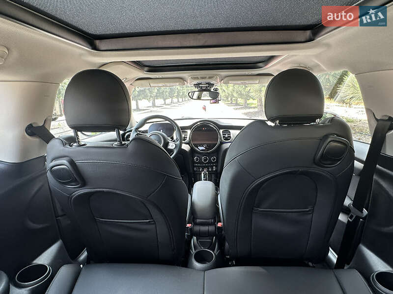 Хетчбек MINI Hatch 2023 в Києві