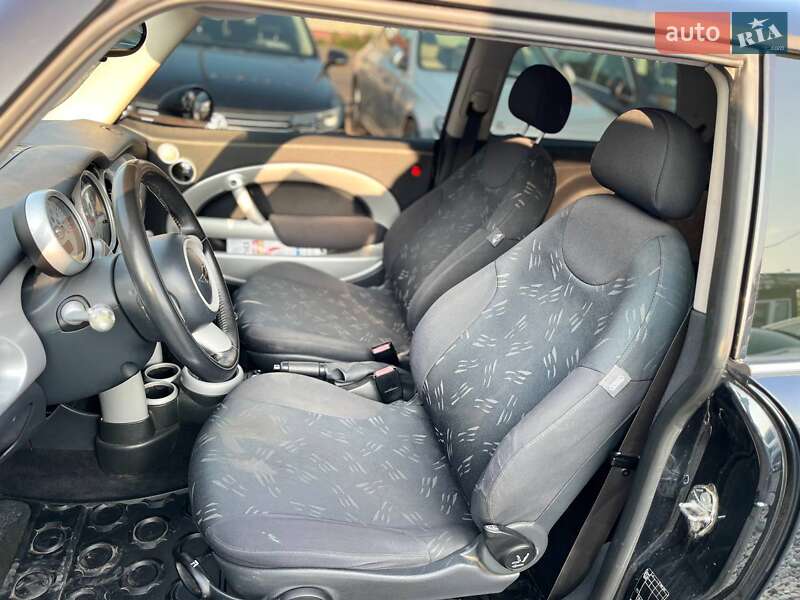 Хетчбек MINI Hatch 2005 в Коломиї