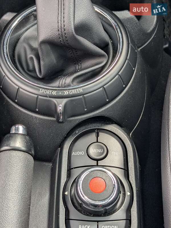 Хетчбек MINI Hatch 2015 в Києві