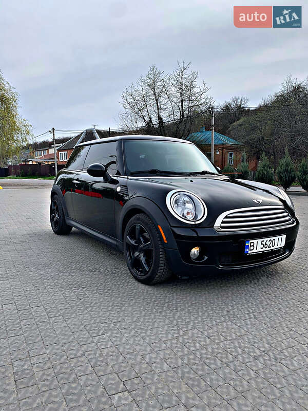 Хетчбек MINI Hatch 2010 в Полтаві