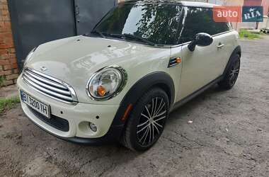 Хетчбек MINI Hatch 2013 в Хоролі