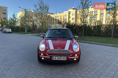 Хэтчбек MINI Hatch 2003 в 