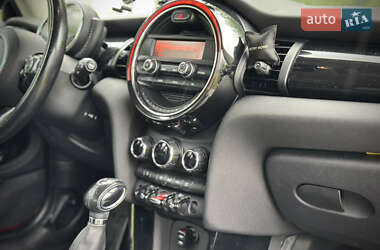 Хетчбек MINI Hatch 2015 в 