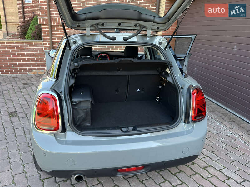 Хетчбек MINI Hatch 2020 в Києві