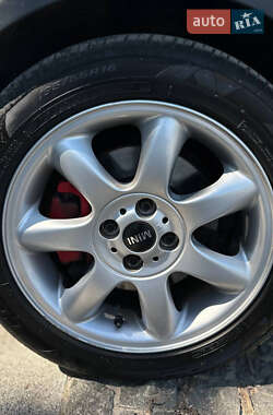 Хетчбек MINI Hatch 2012 в 