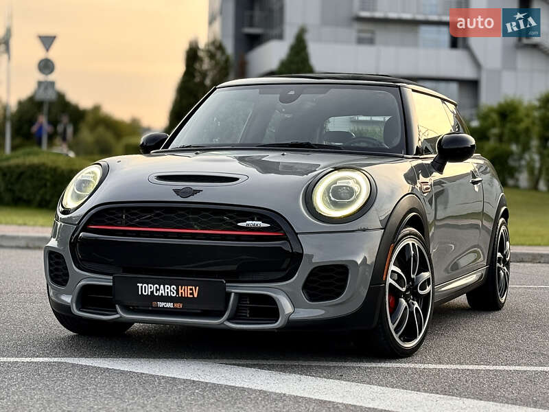 Хэтчбек MINI Hatch 2018 в 