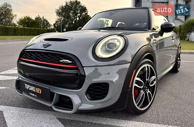 Хэтчбек MINI Hatch 2018 в 