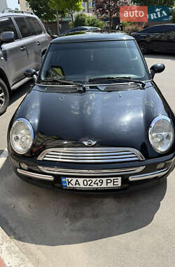 Хэтчбек MINI Hatch 2003 в Софиевской Борщаговке