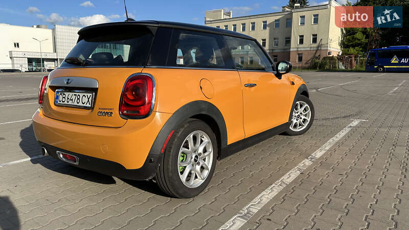 Хэтчбек MINI Hatch 2014 в Чернигове фото 2 Хэтчбек MINI Hatch 2014 в Чернигове
