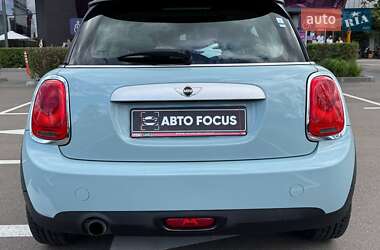 Хетчбек MINI Hatch 2014 в 