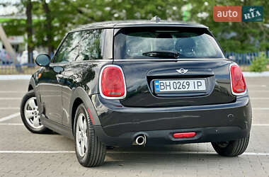 Хэтчбек MINI Hatch 2015 в 