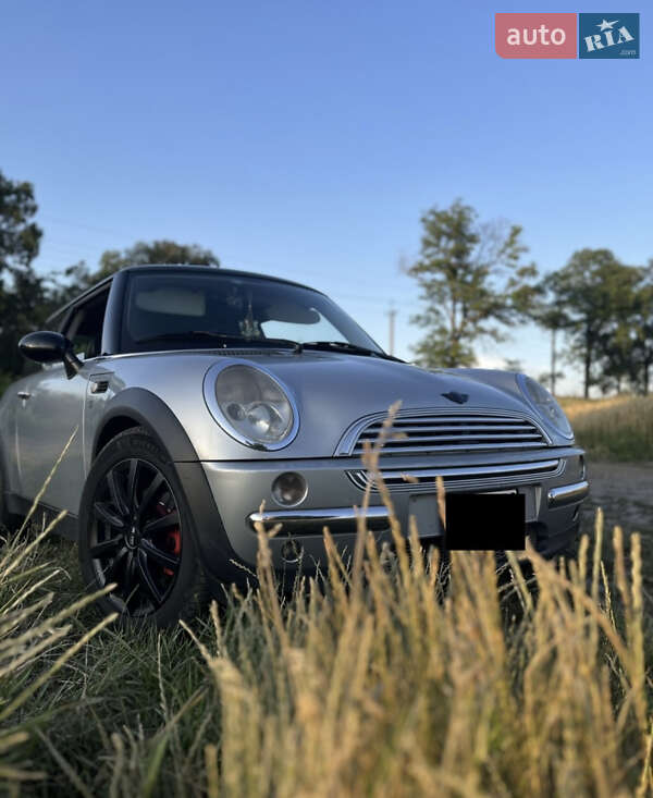 Хэтчбек MINI Hatch 2001 в Киеве