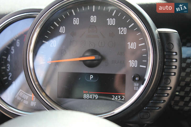 Хэтчбек MINI Hatch 2015 в Полтаве