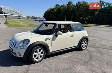 Хэтчбек MINI Hatch 2008 в 