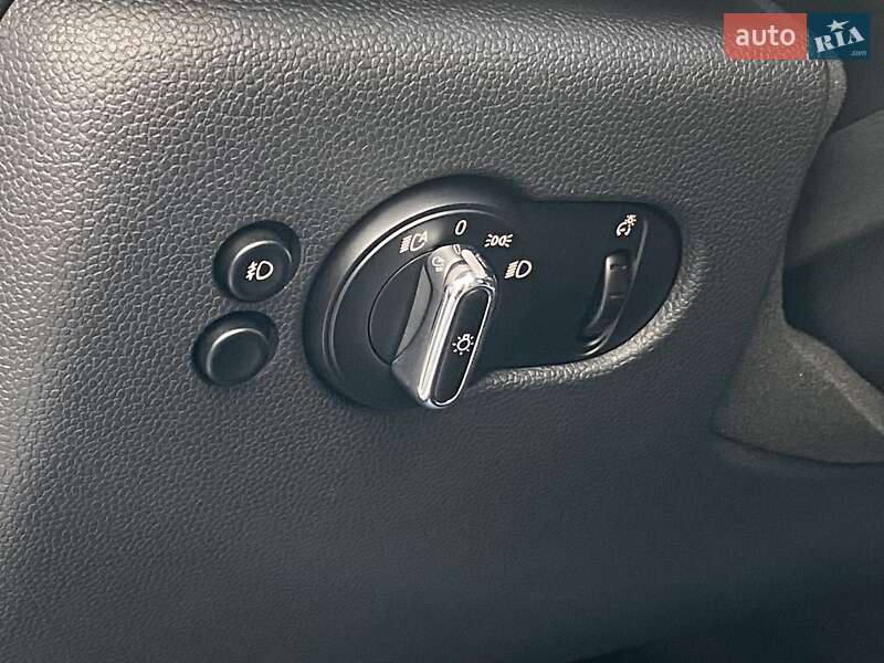 Хэтчбек MINI Hatch 2014 в Киеве
