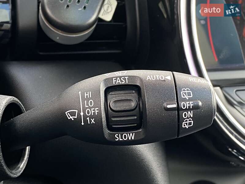 Хэтчбек MINI Hatch 2014 в Киеве