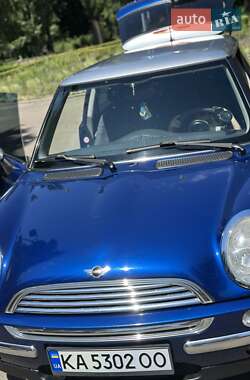 Хетчбек MINI Hatch 2004 в 