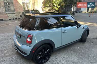 Хэтчбек MINI Hatch 2013 в 